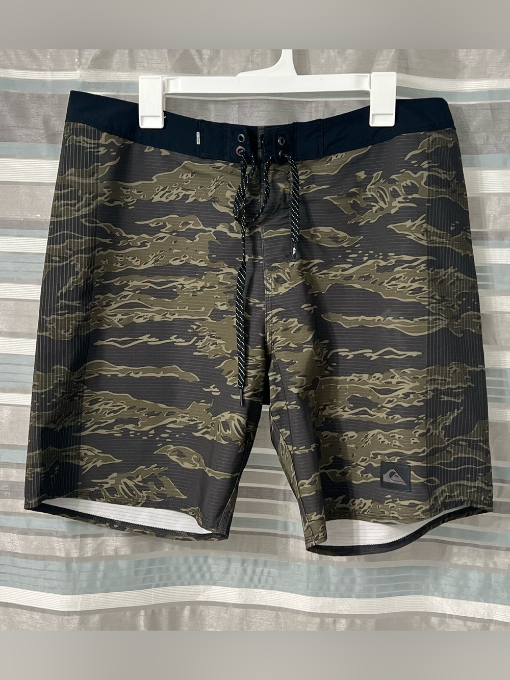 Quiksilver Highline Men’s Olive & Black Camo Board Shorts